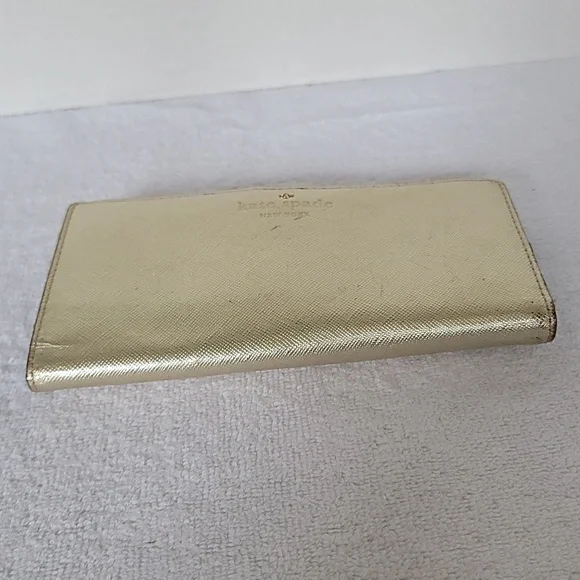 Kate Spade New York gold shimmer long wallet - Picture 5 of 16